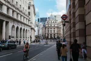 Maximize Your Personal Finances: Keys to Informed Money Management