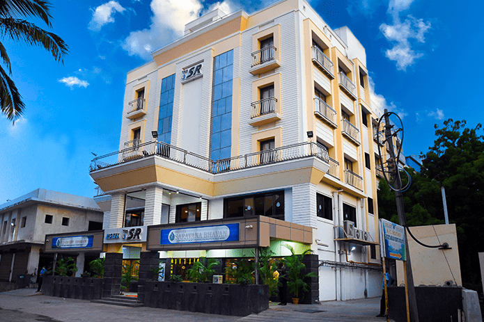 Hotel SR is one of the Best hotels in tiruchendur near temple