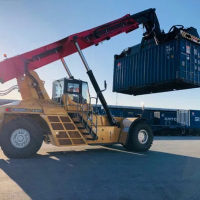 Maximising Storage Capacity with Multi-Directional Forklifts
