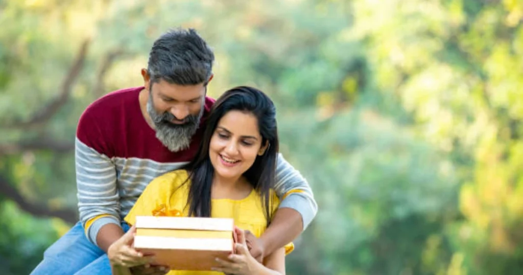 Crafting Your Online Dating Persona