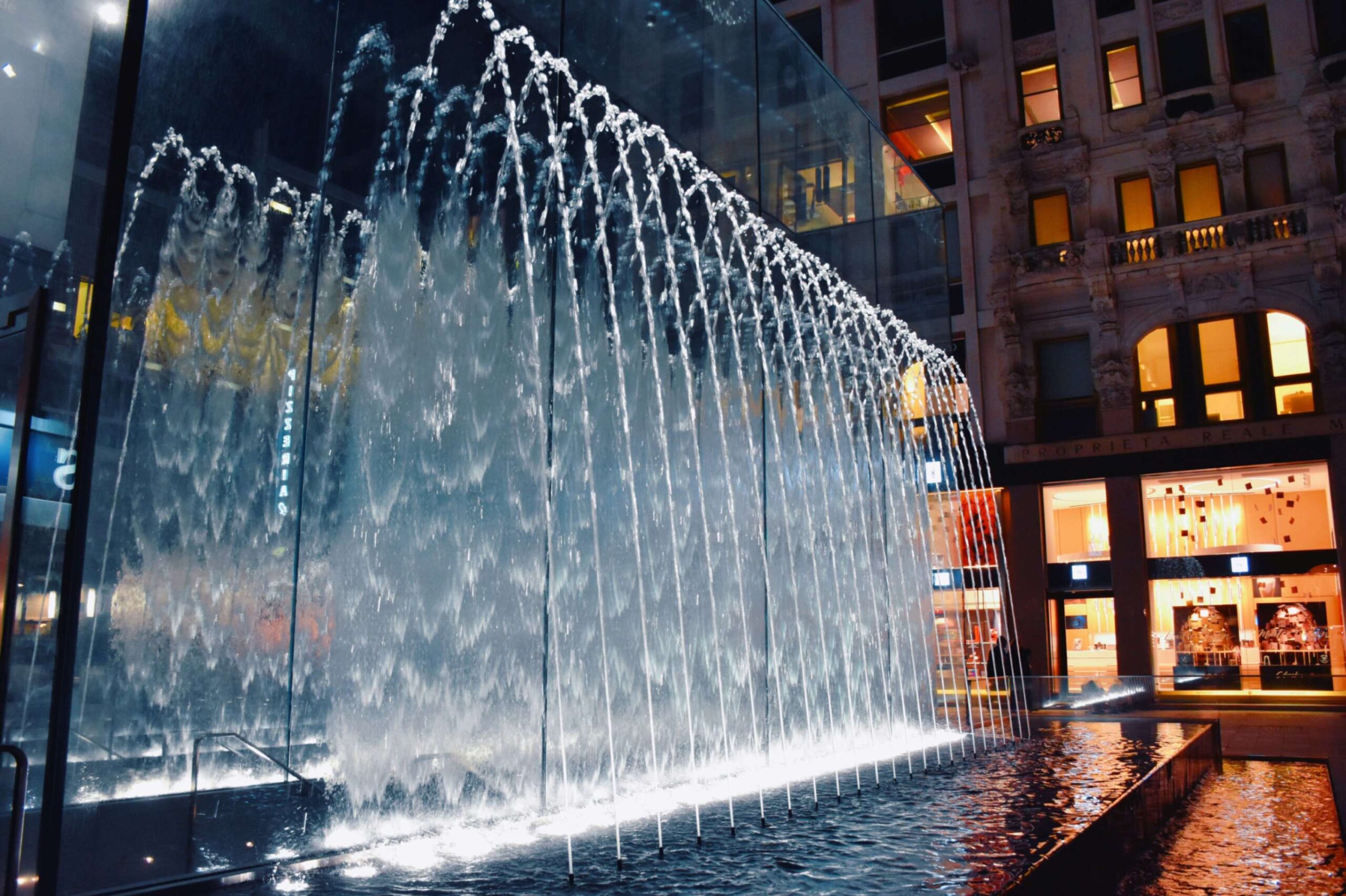 Floating fountain