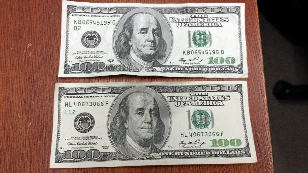 fake 100 dollar bills