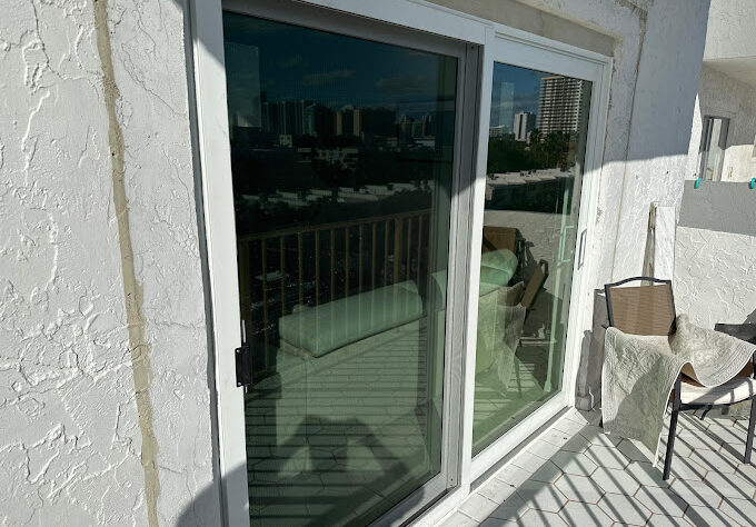 Window Solutions in FL