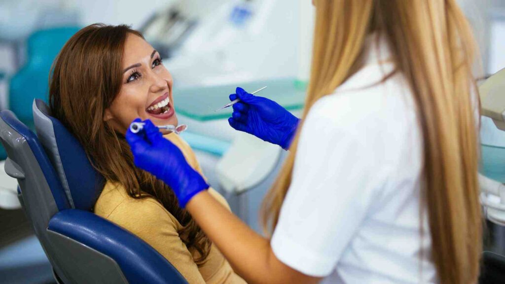 How to Maintain Healthy Teeth Between Visits