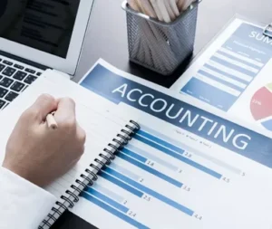 What Are the Risks and Rewards of Using Accounting Exam Help Services