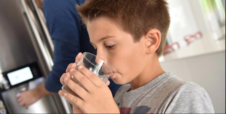 hot and cold water dispenser