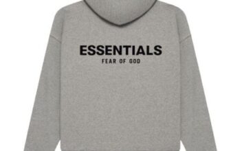 Essential Wardrobe Staples for Every Closet