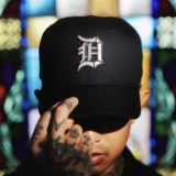 Why More People Are Using Fitted Hats as a Form of Self-Expression