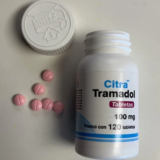 Tramadol: En Effektiv Men Riskfylld Smärtlindring