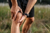 What Leads to Unexpected Knee Pain Without Any Injuries?