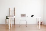Factors That Affect the Ergonomics of a Table